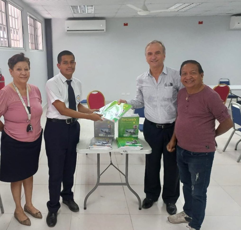 Centro cultural alemán realiza donación