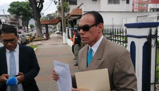Abogado Moncada Luna pide al procurador cesar la persecucion en contra de los protestantes del  contrato minero